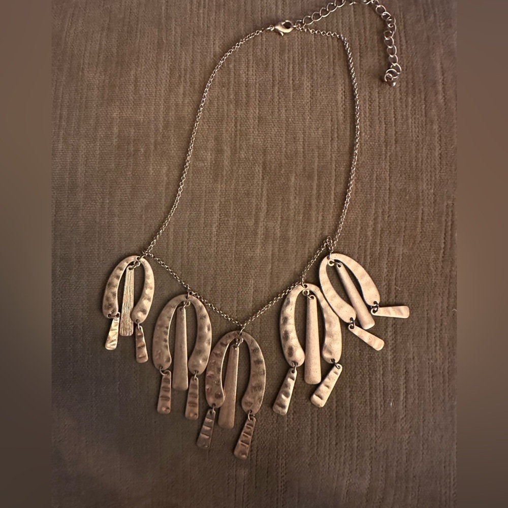 Necklaces - Picture 2 of 6